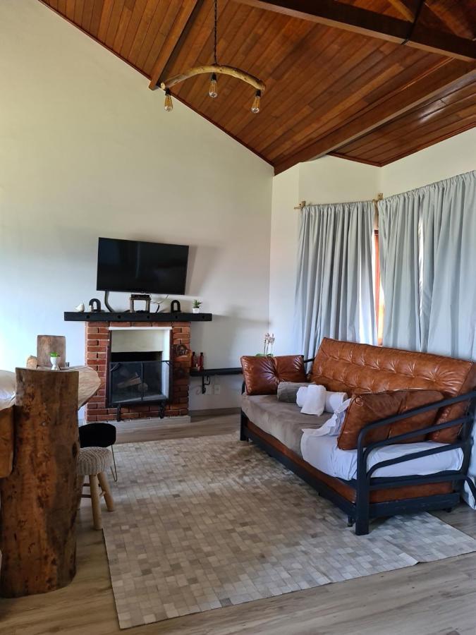 Hotel Serra Bonita Делфим Морейра Екстериор снимка