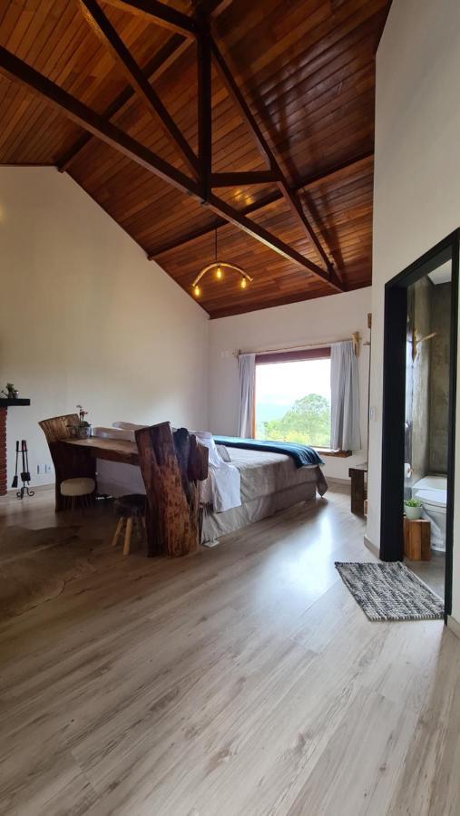 Hotel Serra Bonita Делфим Морейра Екстериор снимка