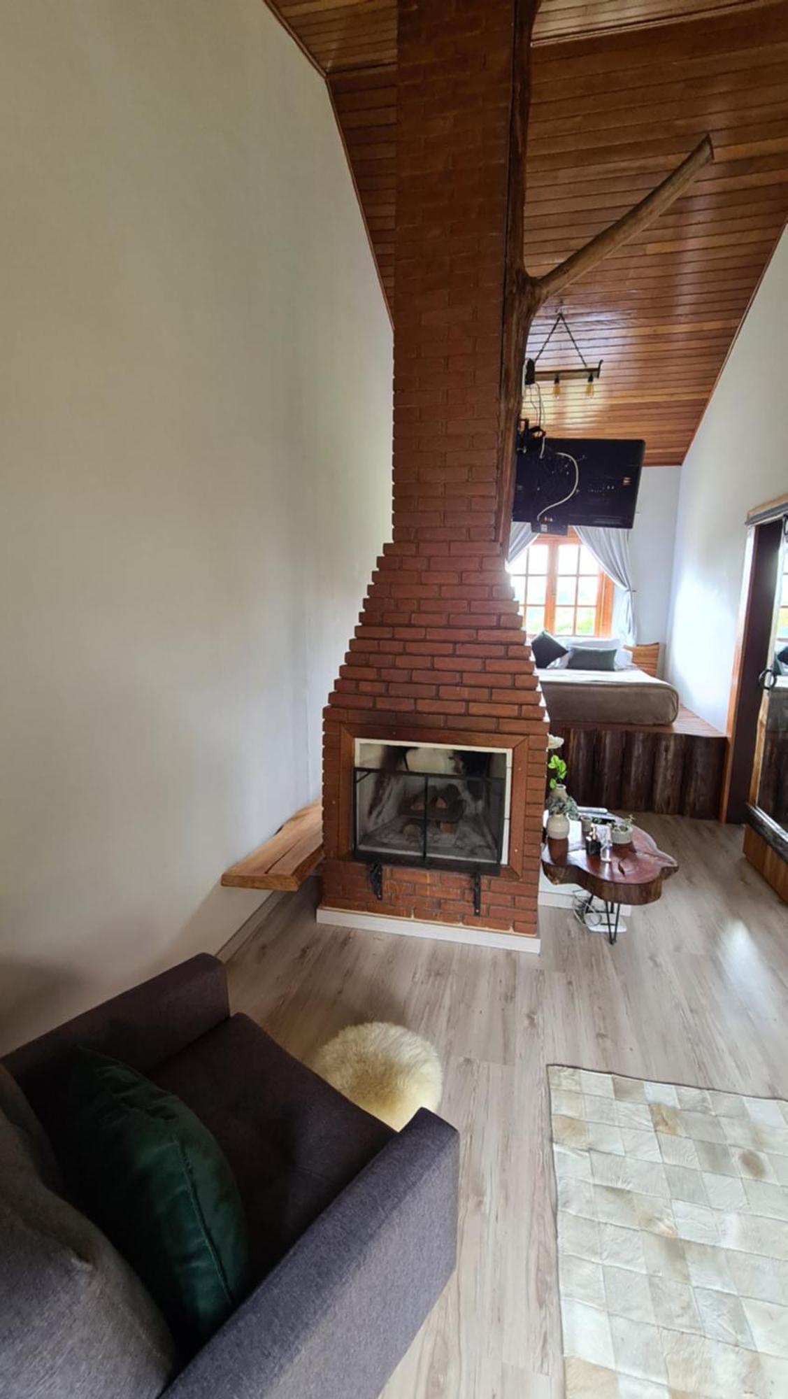 Hotel Serra Bonita Делфим Морейра Екстериор снимка