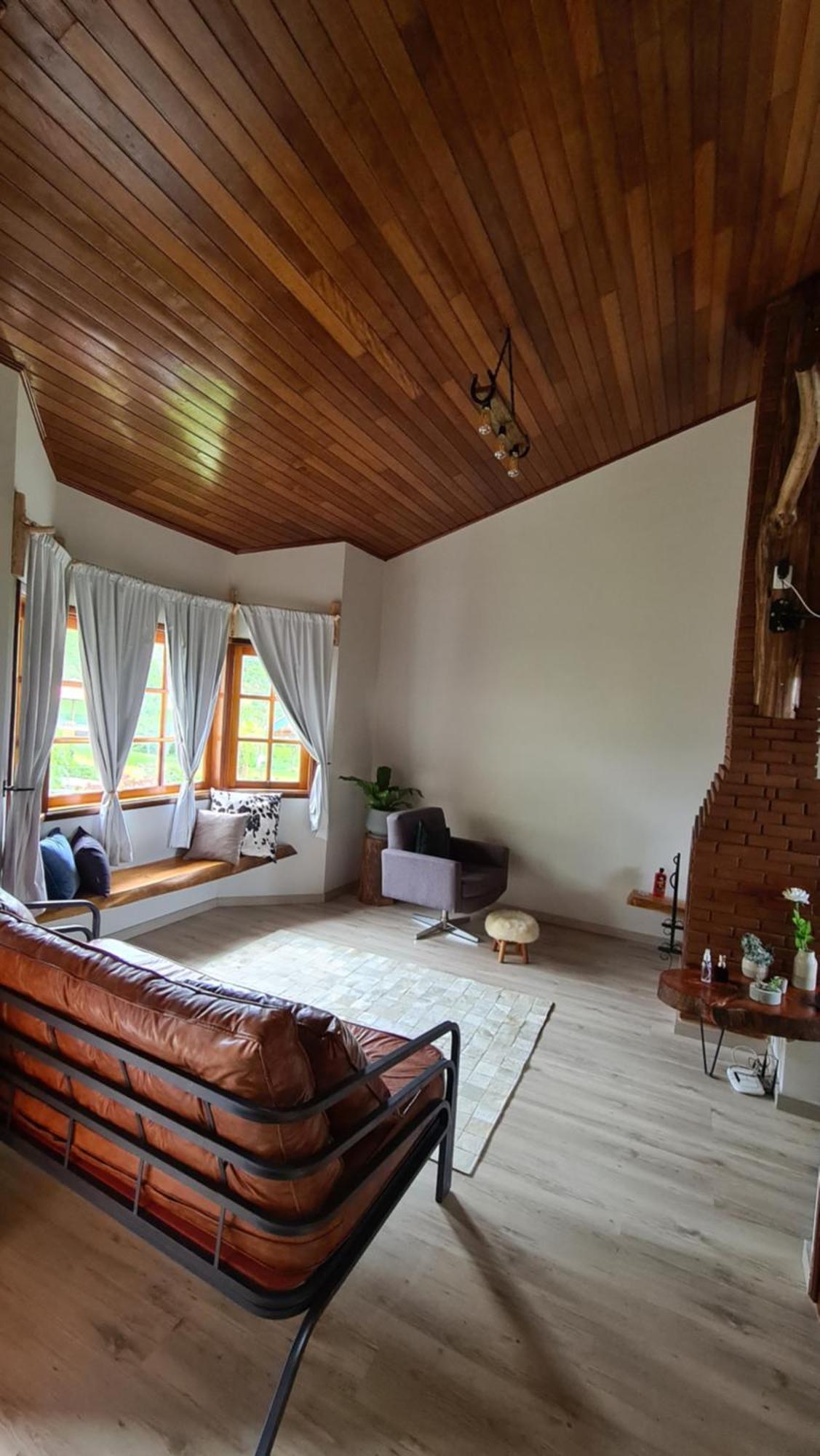 Hotel Serra Bonita Делфим Морейра Екстериор снимка