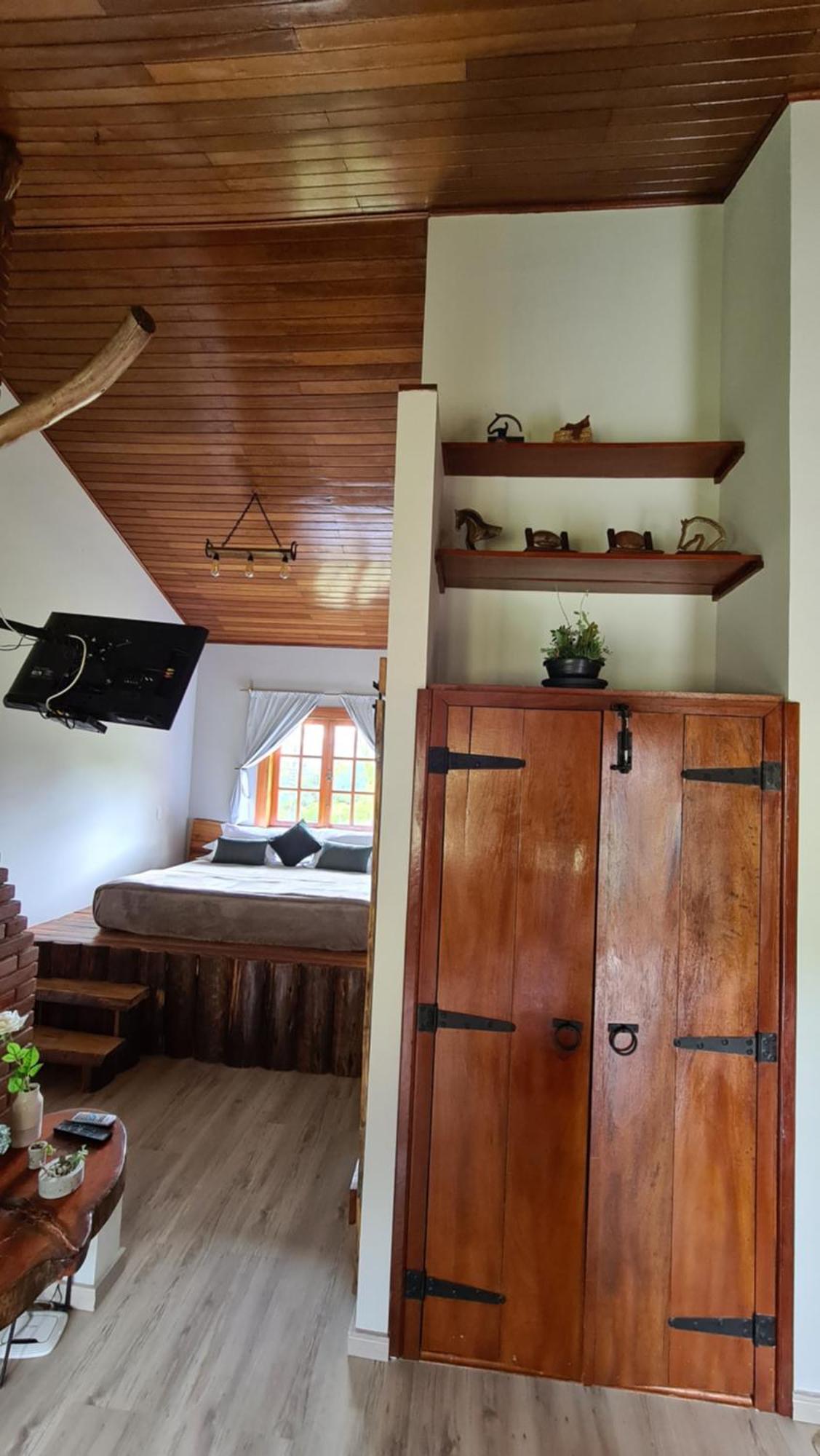 Hotel Serra Bonita Делфим Морейра Екстериор снимка